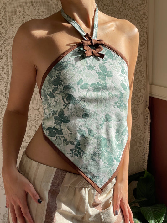 Bow Aimee Crop