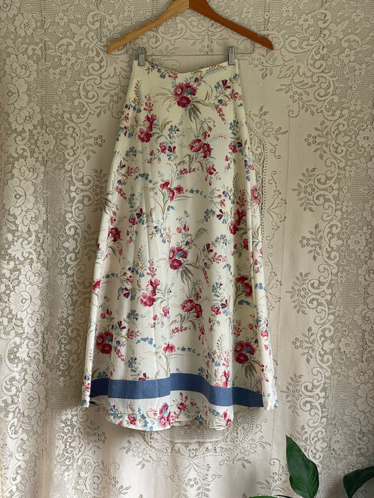 Ren Skirt