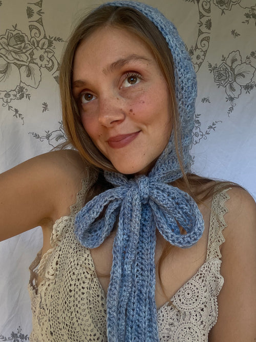 be. bonnet (sky)